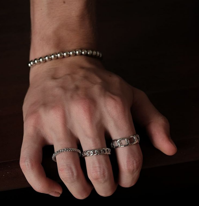 Ball Bracelet in Silver