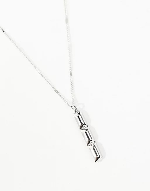 Textured Bar Pendant Necklace With Fine Chain In Silver