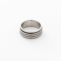 Band Ring with Engraved Stripes Detail in Silver Stainless Steel