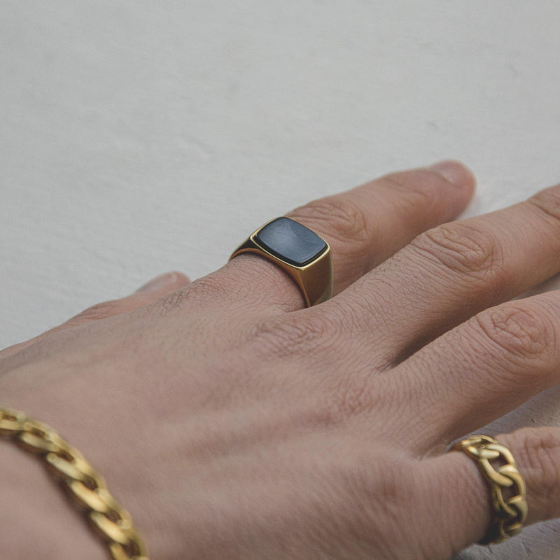 Signet Ring with Black Stone in Gold stainless steel