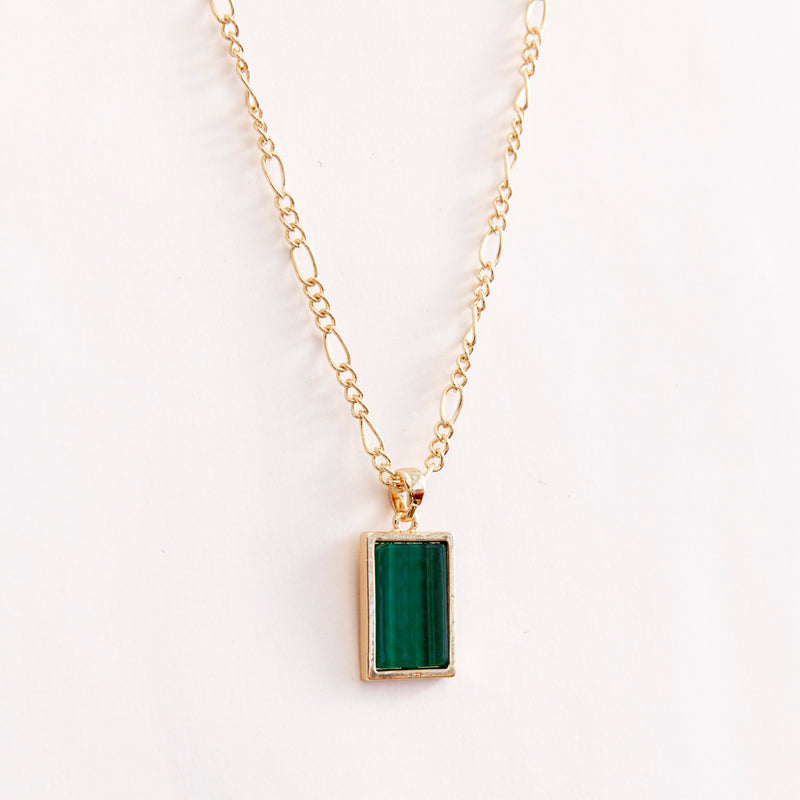 Green Stone Pendant Necklace in Gold
