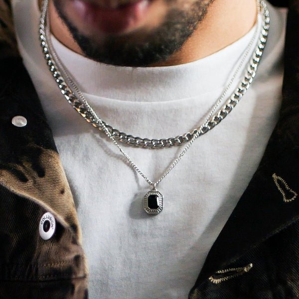 Black Cut Necklace In Silver