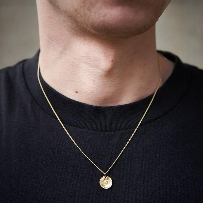 Gold Plated Necklace With Pendant In 𝙎𝙩𝙚𝙧𝙡𝙞𝙣𝙜 𝙎𝙞𝙡𝙫𝙚𝙧